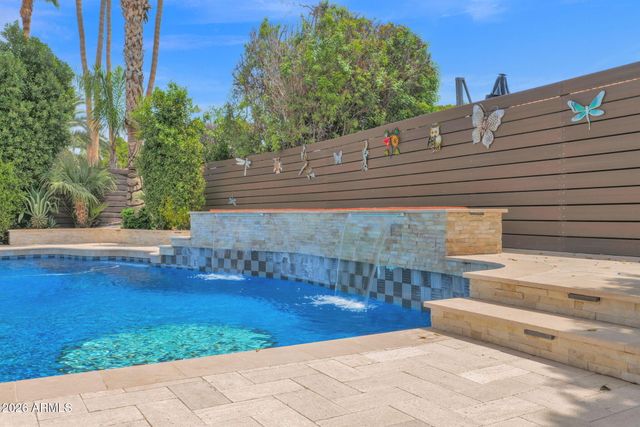 1501 W ANTIQUA Drive, Gilbert, AZ 85233