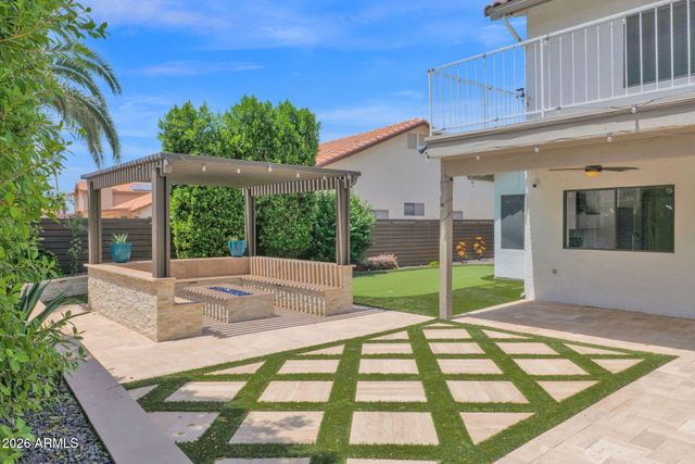 1501 W ANTIQUA Drive, Gilbert, AZ 85233