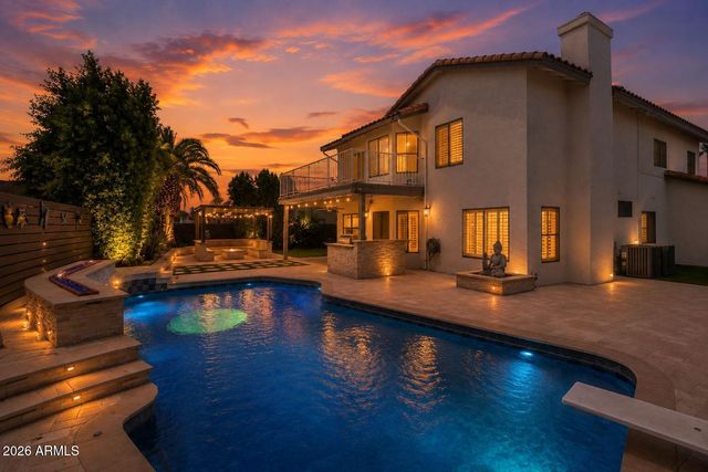 1501 W ANTIQUA Drive, Gilbert, AZ 85233