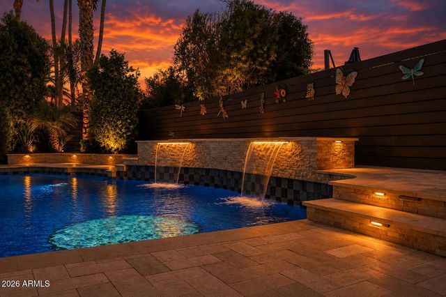 1501 W ANTIQUA Drive, Gilbert, AZ 85233