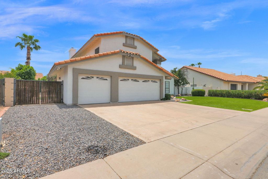 1501 W ANTIQUA Drive, Gilbert, AZ 85233 — photo 3