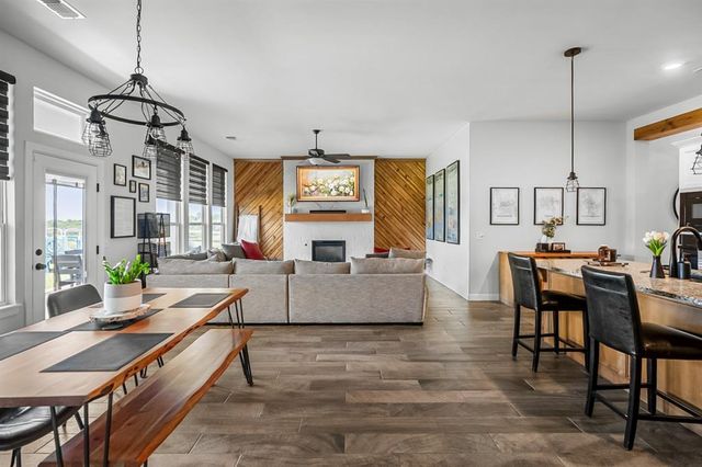 2404 Cedar Elm Place, Choctaw, OK 73020