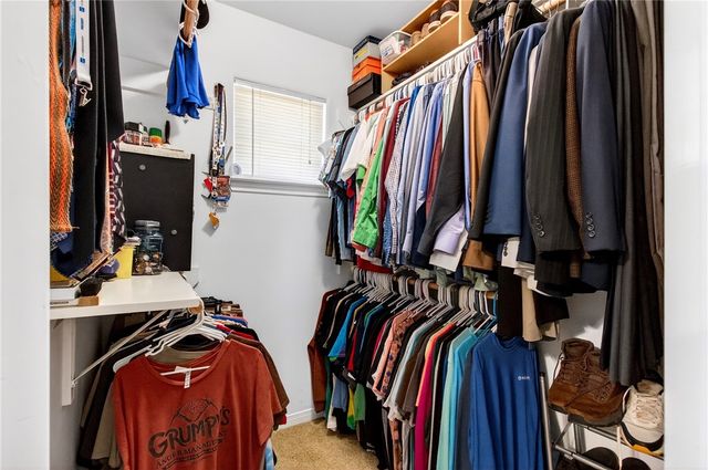 6037 Natchez Dr, Corpus Christi, TX 78414