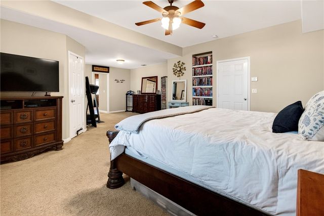 6037 Natchez Dr, Corpus Christi, TX 78414