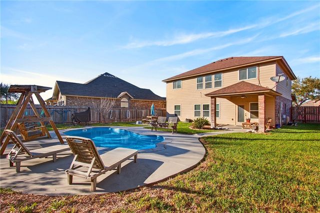 6037 Natchez Dr, Corpus Christi, TX 78414