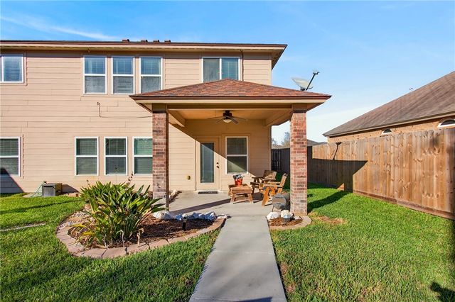 6037 Natchez Dr, Corpus Christi, TX 78414