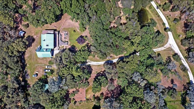 7420 Derby Ln, Somerset, CA 95684