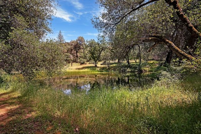 7420 Derby Ln, Somerset, CA 95684