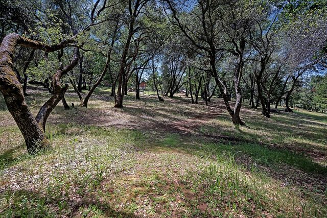 7420 Derby Ln, Somerset, CA 95684