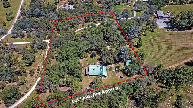 7420 Derby Ln, Somerset, CA 95684