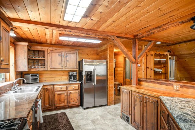 7420 Derby Ln, Somerset, CA 95684