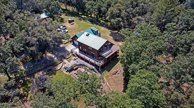 7420 Derby Ln, Somerset, CA 95684