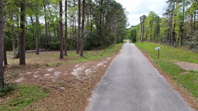 14770 Peterson Road, Montgomery, TX 77356