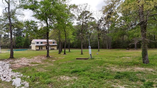 14770 Peterson Road, Montgomery, TX 77356