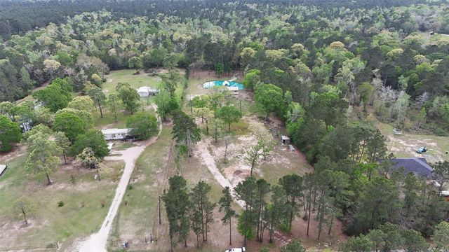 14770 Peterson Road, Montgomery, TX 77356