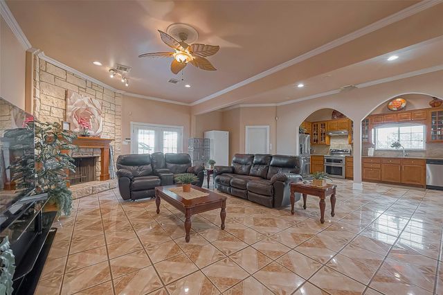 1241 Terrazas Lane, Sealy, TX 77474