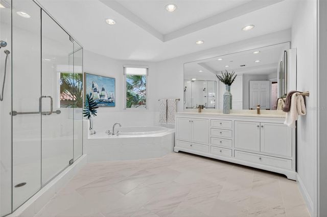 555 5TH AVENUE NE 332, St Petersburg, FL 33701