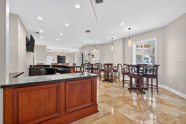 555 5TH AVENUE NE 332, St Petersburg, FL 33701