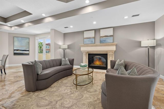 555 5TH AVENUE NE 332, St Petersburg, FL 33701