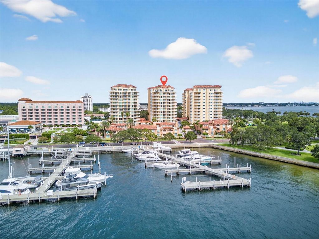 555 5TH AVENUE NE 332, St Petersburg, FL 33701