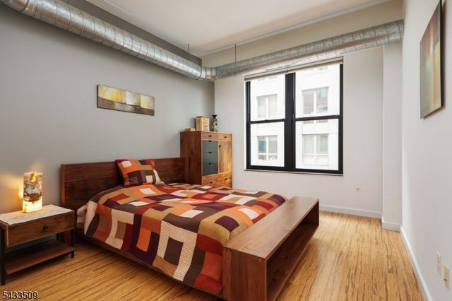 232 Pavonia Ave 312, Jersey City, NJ 07302