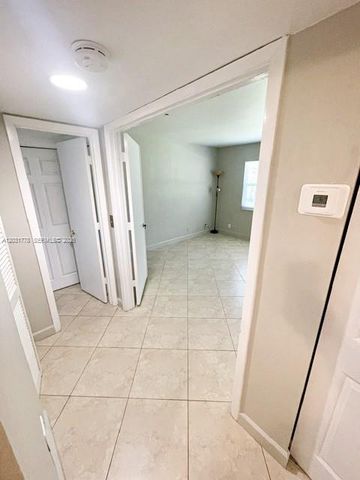 1548 SE Royal Green Cir # 108, Port St Lucie, FL 34952
