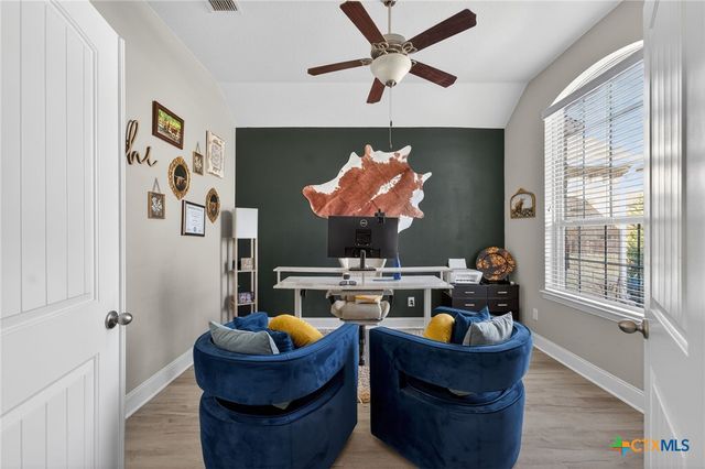 1608 Alvin Cir, New Braunfels, TX 78130