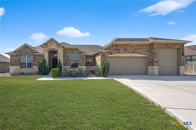 1608 Alvin Cir, New Braunfels, TX 78130