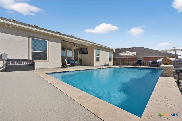 1608 Alvin Cir, New Braunfels, TX 78130