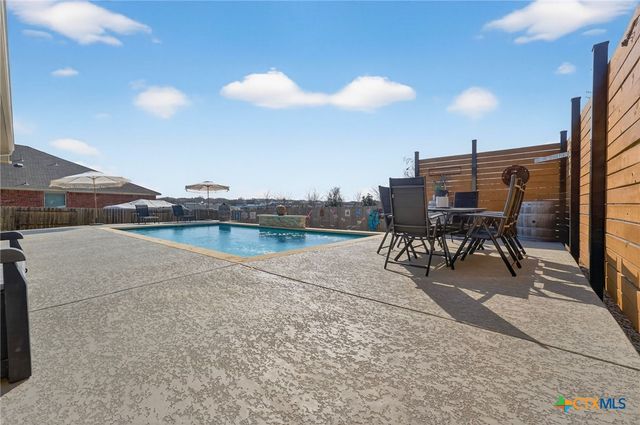 1608 Alvin Cir, New Braunfels, TX 78130