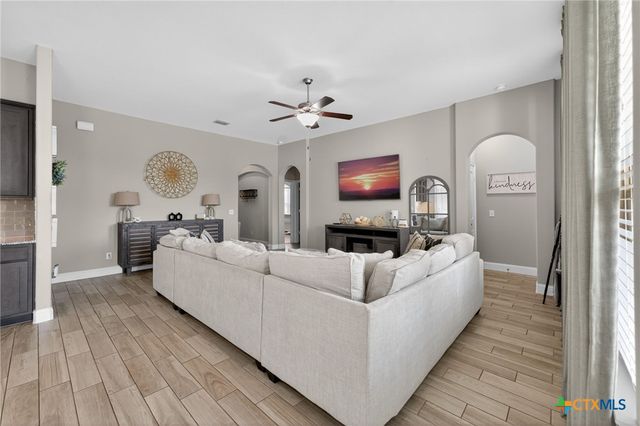 1608 Alvin Cir, New Braunfels, TX 78130