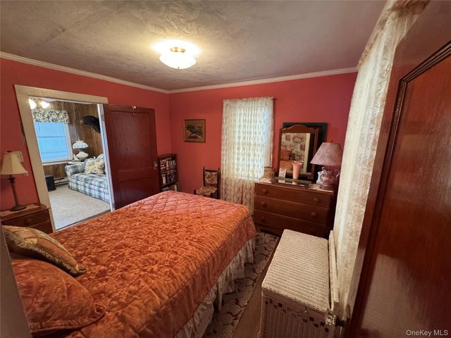 147 Mohican Trail, Glen Spey, NY 12737