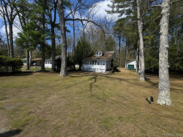 147 Mohican Trail, Glen Spey, NY 12737