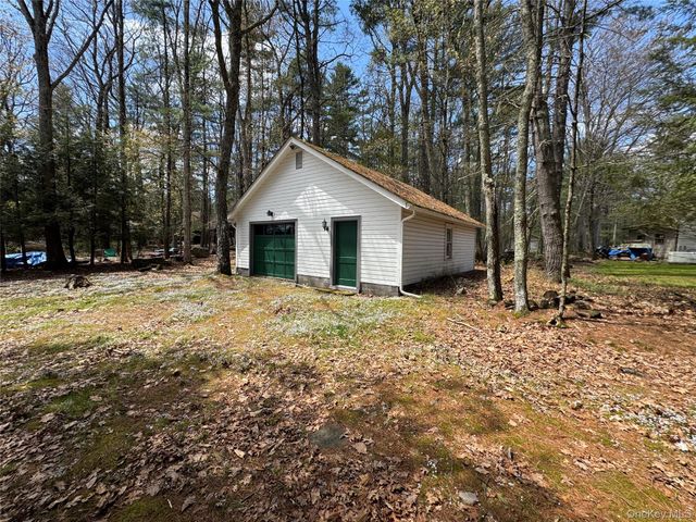 147 Mohican Trail, Glen Spey, NY 12737