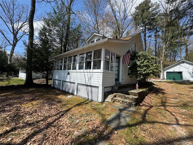 147 Mohican Trail, Glen Spey, NY 12737