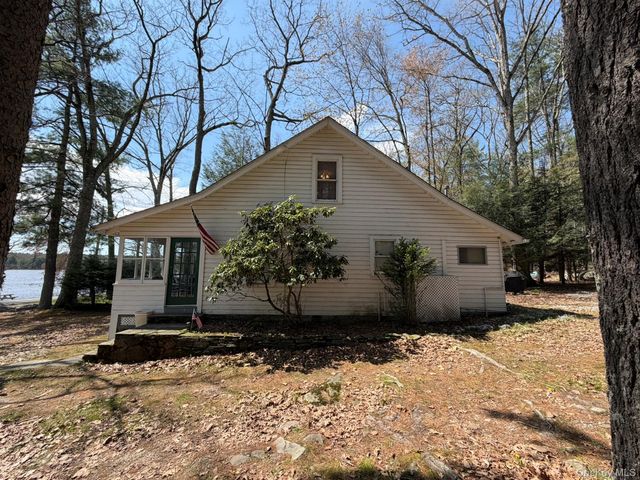 147 Mohican Trail, Glen Spey, NY 12737