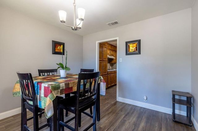 1634 Robin Place, Cleburne, TX 76033