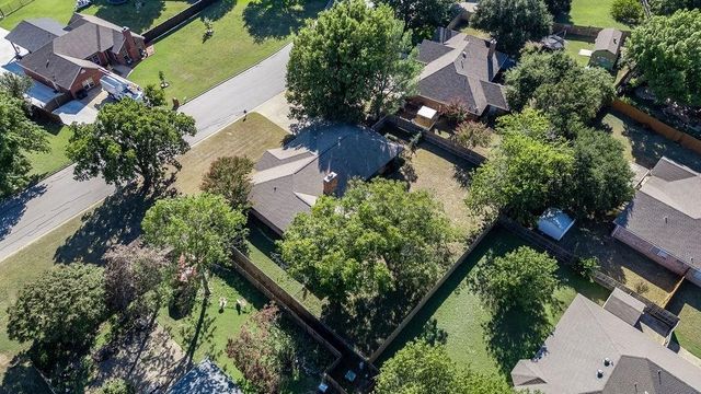 1634 Robin Place, Cleburne, TX 76033
