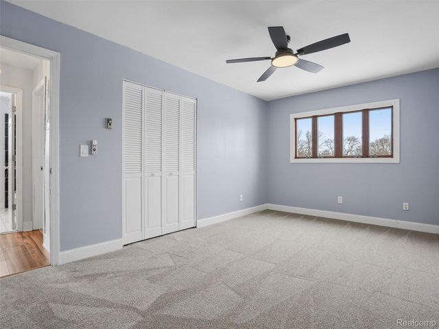 4345 Crooks Road 36, Royal Oak, MI 48073