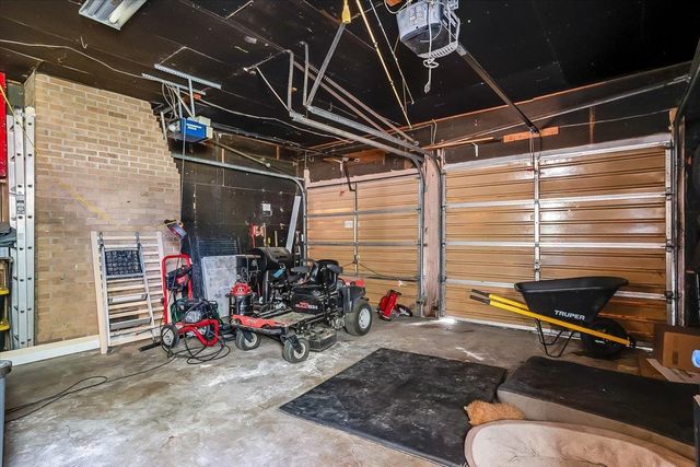 3304 N Porter Ave, Wichita, KS 67204