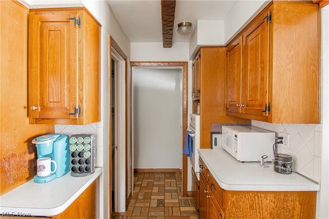 706 Crestview Avenue, Akron, OH 44320