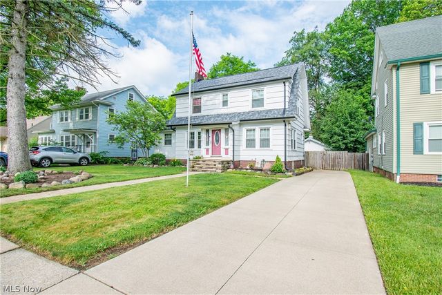 706 Crestview Avenue, Akron, OH 44320