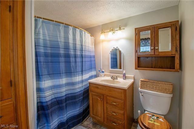 706 Crestview Avenue, Akron, OH 44320