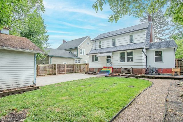 706 Crestview Avenue, Akron, OH 44320