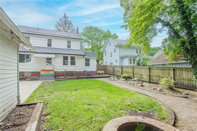 706 Crestview Avenue, Akron, OH 44320
