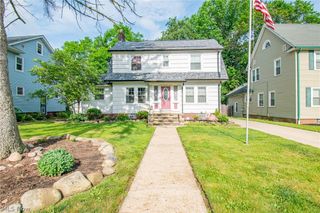 706 Crestview Avenue, Akron, OH 44320