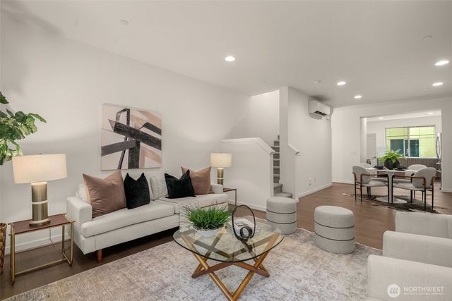 15768 NE 14th Terrace, Bellevue, WA 98008