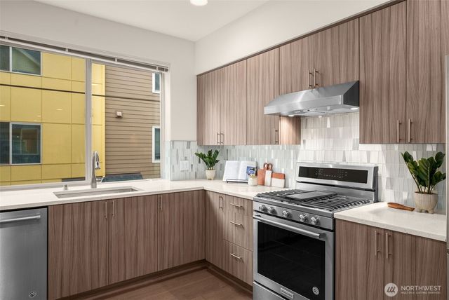 15768 NE 14th Terrace, Bellevue, WA 98008