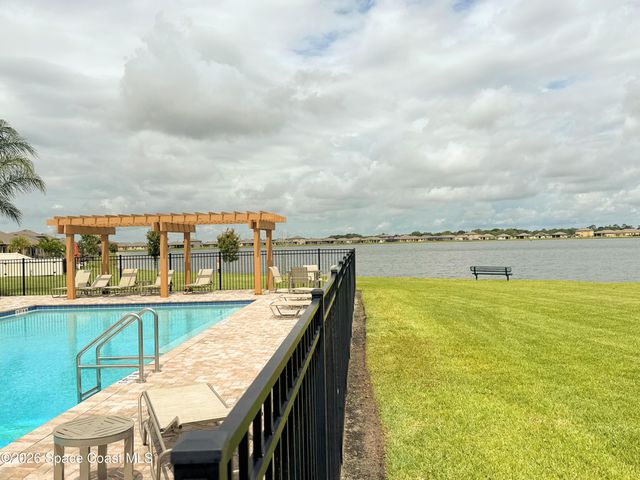 1873 Farmhouse Road SE, Palm Bay, FL 32909