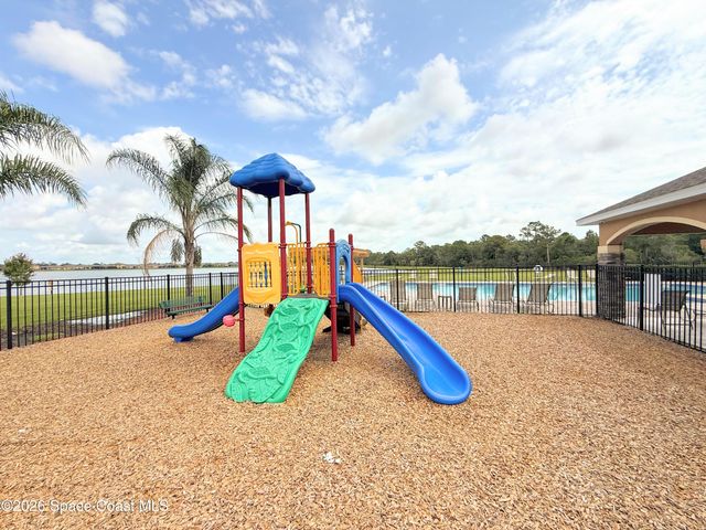 1873 Farmhouse Road SE, Palm Bay, FL 32909